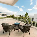 Vila Dominica 10 *