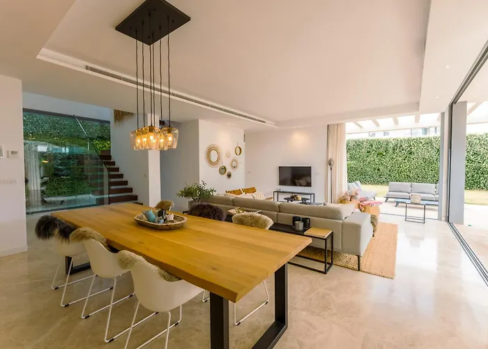 Dominica 10 Estepona